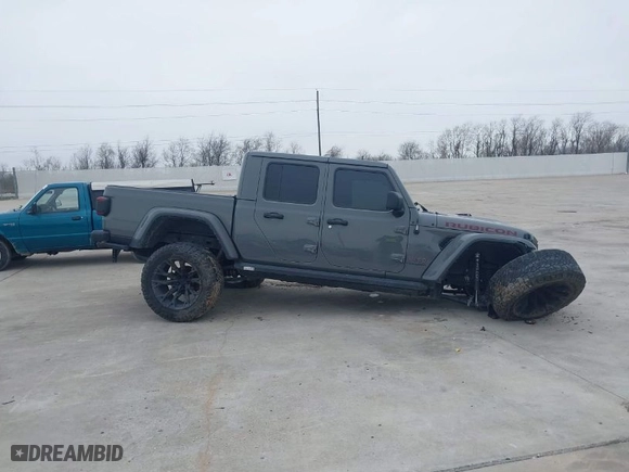 2022 Jeep Gladiator Rubicon with VIN 1C6JJTBG1NL144375, listed as a IAAI auction lot 41588807 with 47,373 mi miles. Bid and sale history available at carsss.com. Image 13.