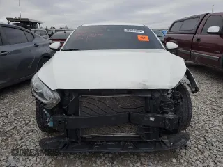 2019 Kia Forte LXS z VIN 3KPF24ADXKE011207, wystawiony jako Copart lot #80831034 z przebiegiem 90 727 mil mil oraz Szkoda całkowita • Salvage title. Historia ofert i sprzedaży dostępna na DreamBid. Obrazek 5.