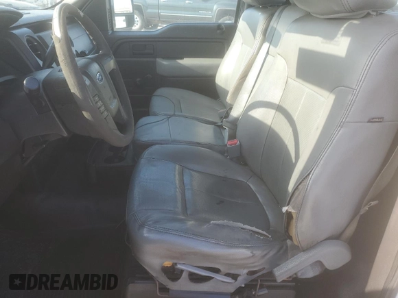 2012 Ford F-150 XL с VIN 1FTMF1CM0CKD75092, выставлен на аукционе Copart как лот 41412725 с пробегом 136 454 миль миль и Списание • Salvage title. История ставок и продаж доступна на DreamBid. Изображение 7.