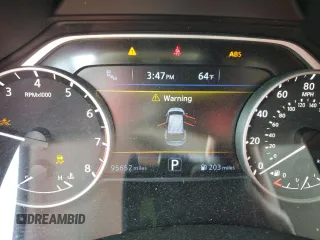 2018 Nissan Murano SV with VIN 5N1AZ2MH3JN111681, listed as a Copart auction lot 56239725 with 95,652 mi miles and Salvage title. Bid and sale history available at DreamBid. Image 9.