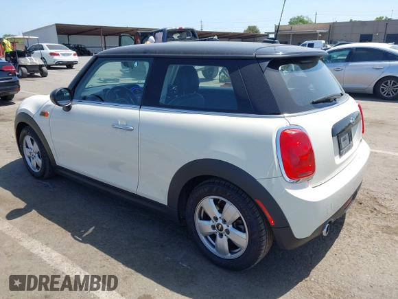 2017 MINI Hardtop Cooper с VIN WMWXP5C39H2D71459, выставлен на аукционе IAAI как лот 42111245 с пробегом 97 759 миль миль и . История ставок и продаж доступна на DreamBid. Изображение 3.