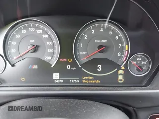 2015 BMW M4 z VIN WBS3R9C54FK329174, wystawiony jako IAAI lot #41923136 z przebiegiem 54 379 mil mil oraz . Historia ofert i sprzedaży dostępna na DreamBid. Obrazek 15.