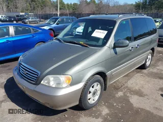 2003 Kia Sedona LX with VIN KNDUP131536414349, listed as a IAAI auction lot 41836104 with 70,130 mi miles. Bid and sale history available at carsss.com. Image 6.