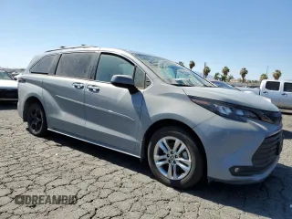 2022 Toyota Sienna XLE Woodland Edition with VIN 5TDASKFC1NS057260, listed as a Copart auction lot 67475584 with 59,396 mi miles and Salvage Title. Bid and sale history available at carsss.com. Image 4.