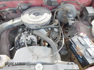 1992 Dodge Dakota "S" with VIN 1B7FL26X3NS677489, listed as a IAAI auction lot 42167931 with 108,582 mi miles. Bid and sale history available at carsss.com. Image 10.