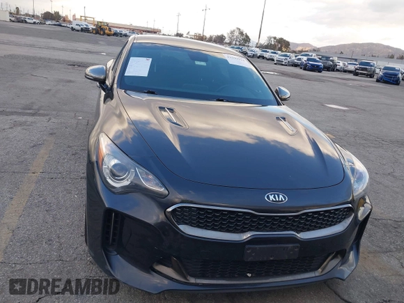 2020 Kia Stinger GT-Line with VIN KNAE15LA1L6086826, listed as a IAAI auction lot 41599914 with 133,493 mi miles. Bid and sale history available at carsss.com. Image 12.