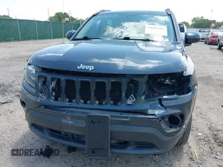 2016 Jeep Compass High Altitude Edition with VIN 1C4NJCEA3GD536062, listed as a IAAI auction lot 39685307 with 90,247 mi miles. Bid and sale history available at carsss.com. Image 6.