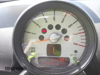 2011 MINI Countryman S with VIN WMWZC5C53BWL53641, listed as a IAAI auction lot 42547084 with 171,647 mi miles and . Bid and sale history available at DreamBid. Image 7.