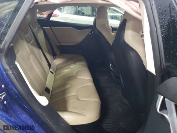 2015 Tesla Model S 85D with VIN 5YJSA1S24FF088555, listed as a Copart auction lot 86726754 with 85,653 mi miles and Salvage Title. Bid and sale history available at carsss.com. Image 10.