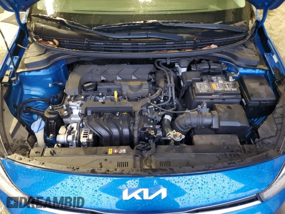 2022 Kia Rio LX with VIN 3KPA24AD3NE497373, listed as a Copart auction lot 84286184 with 27,628 mi miles and Salvage Title. Bid and sale history available at carsss.com. Image 12.