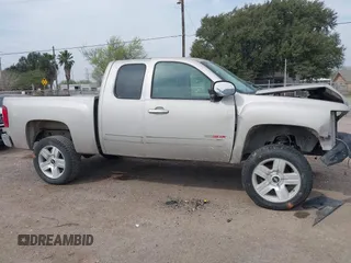 2008 Chevrolet Silverado 1500 with VIN 1GCEC19YX8Z293442, listed as a IAAI auction lot 41645039 with 128,008 mi miles and . Bid and sale history available at DreamBid. Image 14.