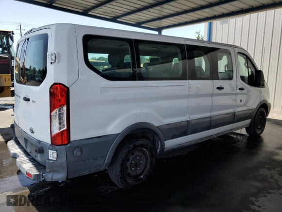 2015 Ford Transit XL z VIN 1FBZX2ZM6FKA21165, wystawiony jako Copart lot #61304635 z przebiegiem 186 526 mil mil oraz Czysty tytuł • Clean title. Historia ofert i sprzedaży dostępna na DreamBid. Obrazek 3.