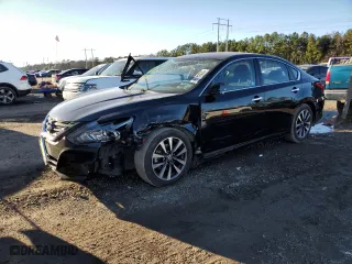 2017 Nissan Altima 2.5 SV with VIN 1N4AL3AP1HC475682, listed as a Copart auction lot 46782825 with 105,264 mi miles and Salvage Title. Bid and sale history available at carsss.com. Image 1.