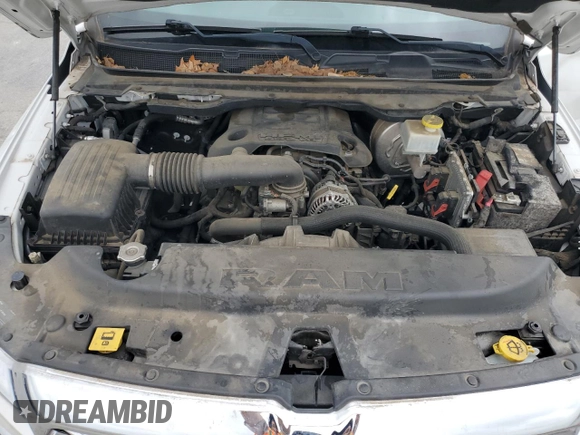 2019 Ram 1500 Laramie z VIN 1C6SRFJTXKN654141, wystawiony jako Copart lot #57014245 z przebiegiem 89 070 mil mil oraz Szkoda całkowita • Salvage title. Historia ofert i sprzedaży dostępna na DreamBid. Obrazek 11.