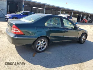 2004 Mercedes-Benz C 240 с VIN WDBRF61J94F448609, выставлен на аукционе Copart как лот 50394625 с пробегом 296 213 миль миль и Списание • Salvage title. История ставок и продаж доступна на DreamBid. Изображение 3.
