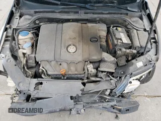 2011 Volkswagen Jetta SEL z VIN 3VWLX7AJXBM362116, wystawiony jako Copart lot #50632945 z przebiegiem 205 371 mil mil oraz Szkoda całkowita • Salvage title. Historia ofert i sprzedaży dostępna na DreamBid. Obrazek 12.