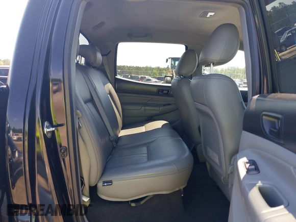 2015 Toyota Tacoma z VIN 3TMLU4EN3FM186765, wystawiony jako IAAI lot #42235553 z przebiegiem 183 878 mil mil oraz . Historia ofert i sprzedaży dostępna na DreamBid. Obrazek 8.