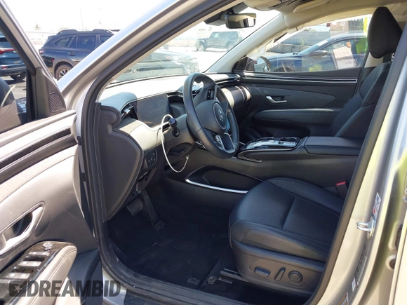 2024 Hyundai Tucson SEL Convenience with VIN KM8JCCD16RU157257, listed as a IAAI auction lot 41993181 with 12,781 mi miles and . Bid and sale history available at carsss.com. Image 5.