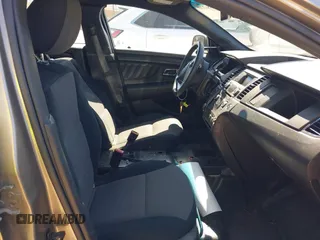2013 Ford Police Interceptor with VIN 1FAHP2M82DG201735, listed as a IAAI auction lot 41886336 with 118,966 mi miles and . Bid and sale history available at DreamBid. Image 5.