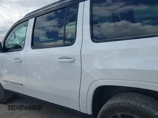 2024 Jeep Grand Wagoneer Series II с VIN 1C4SJSFP4RS127115, выставлен на аукционе IAAI как лот 42097396 с пробегом 45 680 миль миль и . История ставок и продаж доступна на DreamBid. Изображение 14.