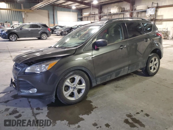 2016 Ford Escape SE z VIN 1FMCU9G98GUB07175, wystawiony jako Copart lot #44966825 z przebiegiem 118 727 mil mil oraz Szkoda całkowita • Salvage title. Historia ofert i sprzedaży dostępna na DreamBid. Obrazek 1.