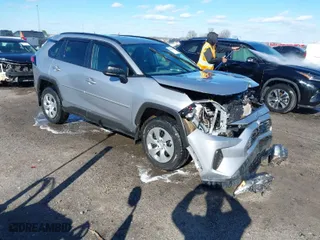 2021 Toyota RAV4 LE with VIN 2T3H1RFV1MC099020, listed as a IAAI auction lot 41708543 with 83,347 mi miles. Bid and sale history available at carsss.com. Image 1.