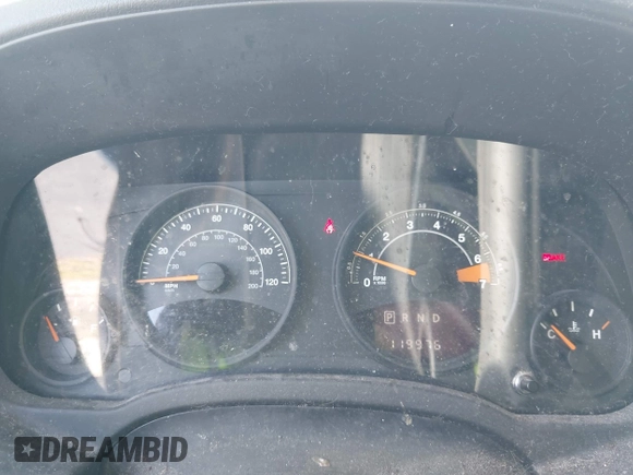 2016 Jeep Patriot Sport z VIN 1C4NJPBB4GD716767, wystawiony jako IAAI lot #42216197 z przebiegiem 119 976 mil mil oraz . Historia ofert i sprzedaży dostępna na DreamBid. Obrazek 7.