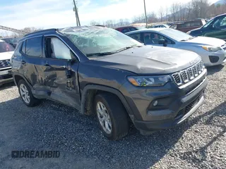 2024 Jeep Compass Latitude with VIN 3C4NJDBN0RT152329, listed as a IAAI auction lot 41801718 with 3,997 mi miles. Bid and sale history available at carsss.com. Image 1.