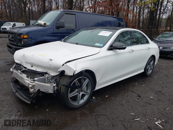 2019 Mercedes-Benz E-Class E 300 with VIN WDDZF4KBXKA514520, listed as a IAAI auction lot 41788721 with 71,600 mi miles. Bid and sale history available at carsss.com. Image 14.