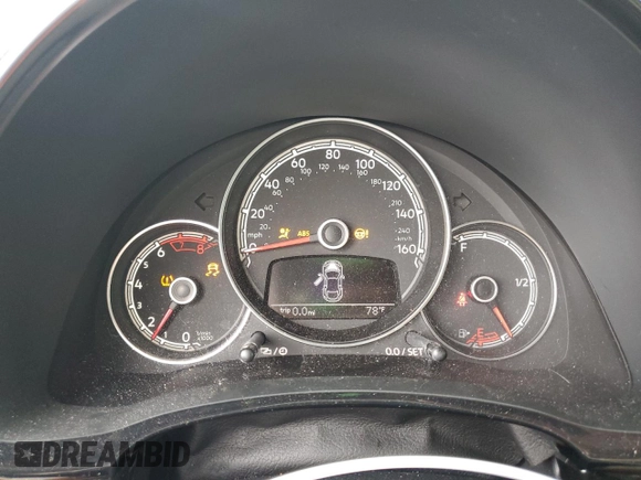 2017 Volkswagen Beetle Fleet z VIN 3VWF17ATXHM628534, wystawiony jako Copart lot #44686385 z przebiegiem Nie podano mil oraz Szkoda całkowita • Salvage title. Historia ofert i sprzedaży dostępna na DreamBid. Obrazek 9.