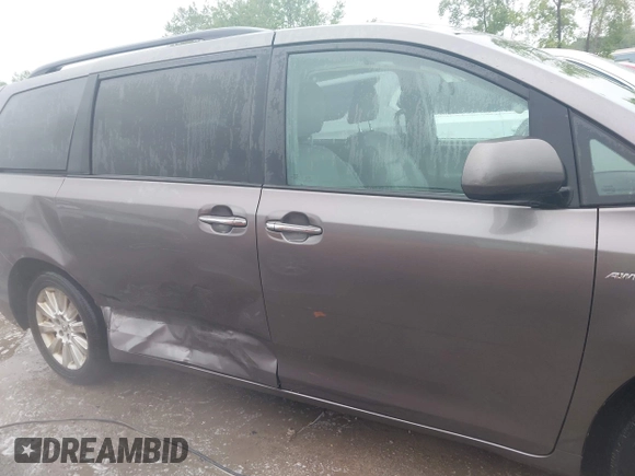 2016 Toyota Sienna Limited with VIN 5TDDK3DC0GS129333, listed as a IAAI auction lot 42301593 with 115,069 mi miles and . Bid and sale history available at DreamBid. Image 13.