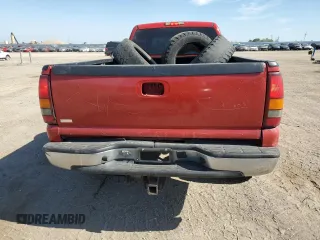 2003 GMC Sierra 2500HD SLT z VIN 1GTHK23193F136478, wystawiony jako Copart lot #56418415 z przebiegiem 323 953 mil mil oraz Szkoda całkowita • Salvage title. Historia ofert i sprzedaży dostępna na DreamBid. Obrazek 6.