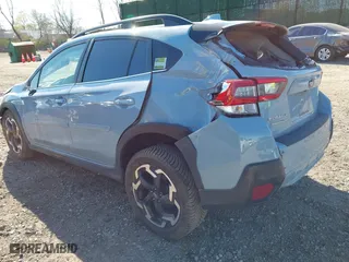 2021 Subaru Crosstrek Limited with VIN JF2GTHNC6M8207265, listed as a IAAI auction lot 42047655 with 32,865 mi miles. Bid and sale history available at carsss.com. Image 3.