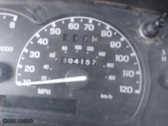 1998 Ford Ranger XL with VIN 1FTYR10C8WUB87854, listed as a IAAI auction lot 41913988 with 304,157 mi miles. Bid and sale history available at carsss.com. Image 7.