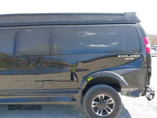 2018 GMC Savana Cargo Van with VIN 1GTW7BFG5J1160683, listed as a IAAI auction lot 41822345 with 81,359 mi miles. Bid and sale history available at carsss.com. Image 18.