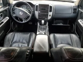 2005 Mercury Mariner Luxury with VIN 4M2YU57115DJ23819, listed as a Copart auction lot 54370265 with 215,657 mi miles and Clean title. Bid and sale history available at DreamBid. Image 8.