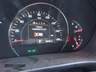 2018 Kia Sorento LX with VIN 5XYPG4A31JG415818, listed as a IAAI auction lot 41794227 with 94,439 mi miles. Bid and sale history available at carsss.com. Image 7.