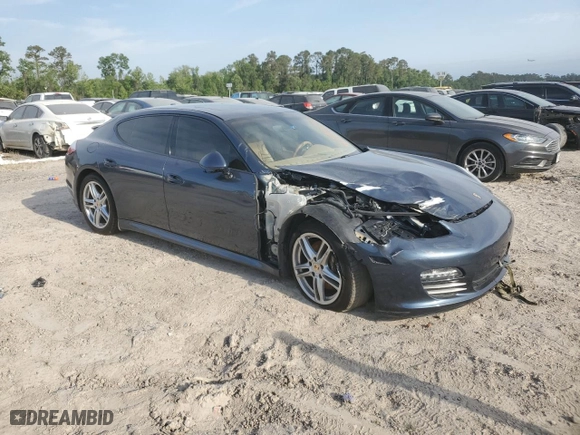 2012 Porsche Panamera with VIN WP0AA2A72CL014591, listed as a Copart auction lot 53311425 with 65,730 mi miles and Salvage Title. Bid and sale history available at carsss.com. Image 4.