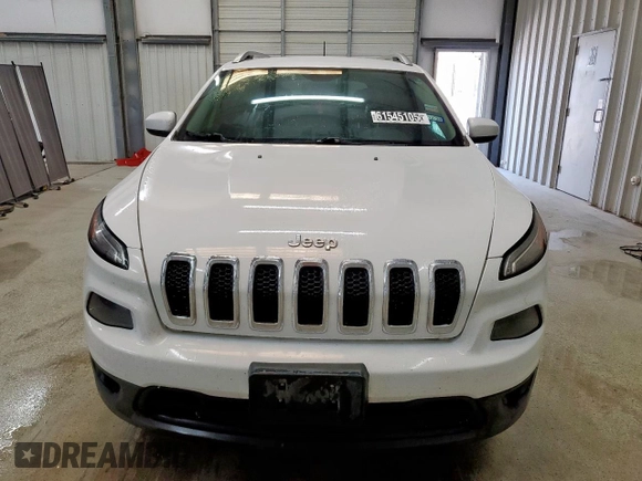 2018 Jeep Cherokee Latitude Plus with VIN 1C4PJLLB1JD542597, listed as a Copart auction lot 61545105 with 218,442 mi miles and Clean title. Bid and sale history available at DreamBid. Image 5.
