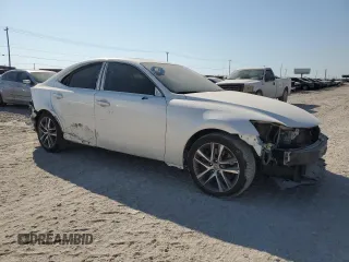 2020 Lexus IS 300 with VIN JTHAA1D20L5105050, listed as a Copart auction lot 71767344 with 31,186 mi miles and Salvage title. Bid and sale history available at DreamBid. Image 4.