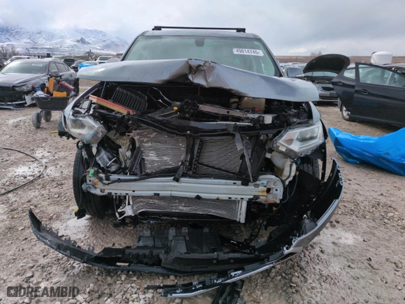 2018 Chevrolet Traverse LT Cloth with VIN 1GNEVGKWXJJ134986, listed as a Copart auction lot 49014745 with 86,961 mi miles and Salvage Title. Bid and sale history available at carsss.com. Image 5.