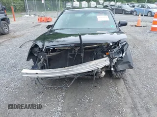 2002 Cadillac DeVille DTS z VIN 1G6KF579320288667, wystawiony jako IAAI lot #42331236 z przebiegiem 71 189 mil mil oraz . Historia ofert i sprzedaży dostępna na DreamBid. Obrazek 6.