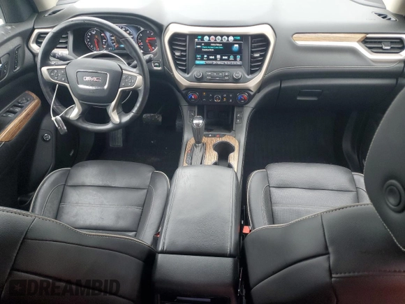 2019 GMC Acadia Denali z VIN 1GKKNXLS5KZ286205, wystawiony jako Copart lot #58054205 z przebiegiem 53 063 mil mil oraz Czysty tytuł • Clean title. Historia ofert i sprzedaży dostępna na DreamBid. Obrazek 8.