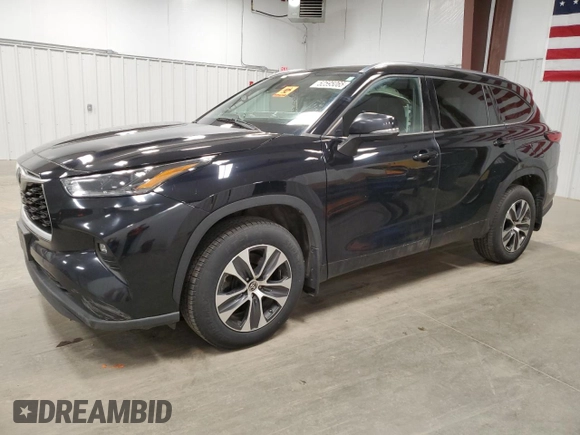 2021 Toyota Highlander XLE with VIN 5TDHZRBH0MS063991, listed as a Copart auction lot 52595065 with Not provided miles and Salvage title. Bid and sale history available at DreamBid. Image 1.