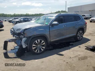 2019 Volkswagen Atlas SEL Premium z VIN 1V2NR2CAXKC622133, wystawiony jako Copart lot #65075025 z przebiegiem 61 813 mil mil oraz Szkoda całkowita • Salvage title. Historia ofert i sprzedaży dostępna na DreamBid. Obrazek 1.