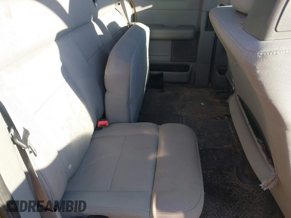 2004 Ford F-150 STX with VIN 1FTRX14W54KD56087, listed as a IAAI auction lot 41652019 with 268,156 mi miles and . Bid and sale history available at DreamBid. Image 8.