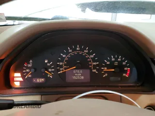 2002 Mercedes-Benz E-Class with VIN WDBJF82J02X065334, listed as a Copart auction lot 53364165 with 152,538 mi miles and Clean Title. Bid and sale history available at carsss.com. Image 9.