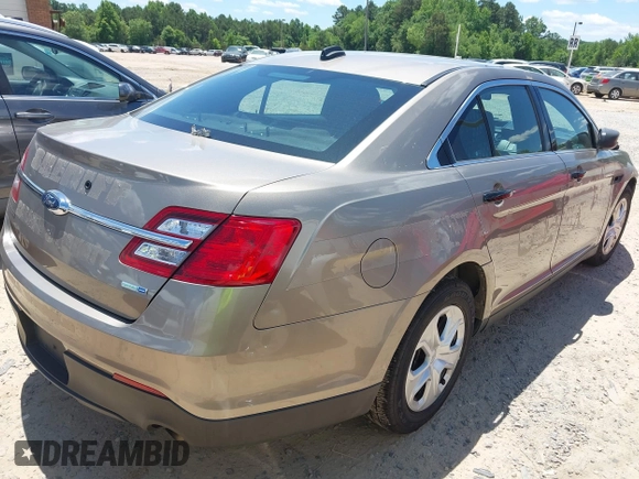 2019 Ford Police Interceptor z VIN 1FAHP2MK0KG107863, wystawiony jako IAAI lot #42337089 z przebiegiem 138 429 mil mil oraz . Historia ofert i sprzedaży dostępna na DreamBid. Obrazek 4.