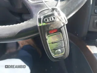 2014 Audi A4 Premium Plus z VIN WAUFFAFL6EN017277, wystawiony jako IAAI lot #41878643 z przebiegiem 105 100 mil mil oraz . Historia ofert i sprzedaży dostępna na DreamBid. Obrazek 11.