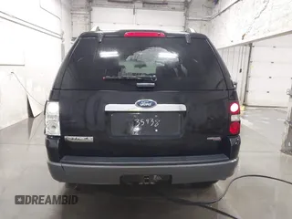 2006 Ford Explorer XLS z VIN 1FMEU72E66UB14206, wystawiony jako IAAI lot #41643512 z przebiegiem 126 994 mil mil oraz . Historia ofert i sprzedaży dostępna na DreamBid. Obrazek 16.